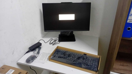 LENOVO NEO 12SC002XTR AIO i5-13420H 16GB 1(OUTLET)