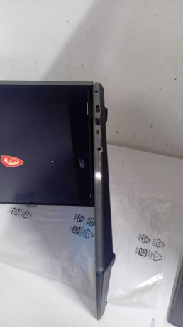 MSI CYBORG 15  B2RWFKG-208XTR I7 8GB 1TB S(OUTLET)